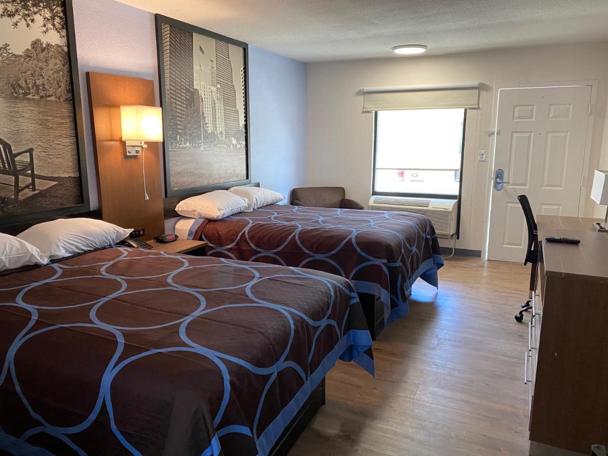 Super 8 By Wyndham Marietta/West/Atl Area Hotel Luaran gambar